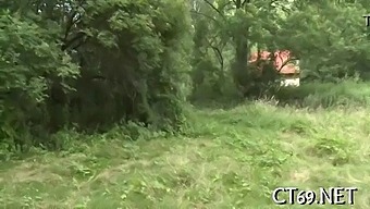 Хардкор Пробиване На Гореща Тийн Аматьорка