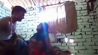Indian Village Housewife Gets Doggy Style Fucked
