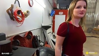 Amateur Teen Gets Paid In Reverse Cowgirl By Mechanic