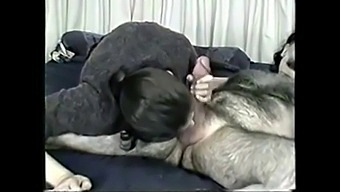 Muslim Wife From The Middle East Gives A Blowjob