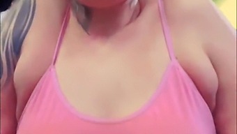 Ich Wurde Im Fitnessstudio Geil Und Rief Meinen Freund An, Er Solle Mit Mir Duschen