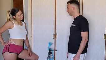 Latin Milf'In Yaşlı Bir Adamla Samimi Karşılaşmasının Hd Videosu