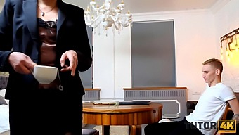 Martin Spell Dan Pertemuan Liar Rakan Bintang Berambut Coklatnya Dalam Video Tutor Rusia